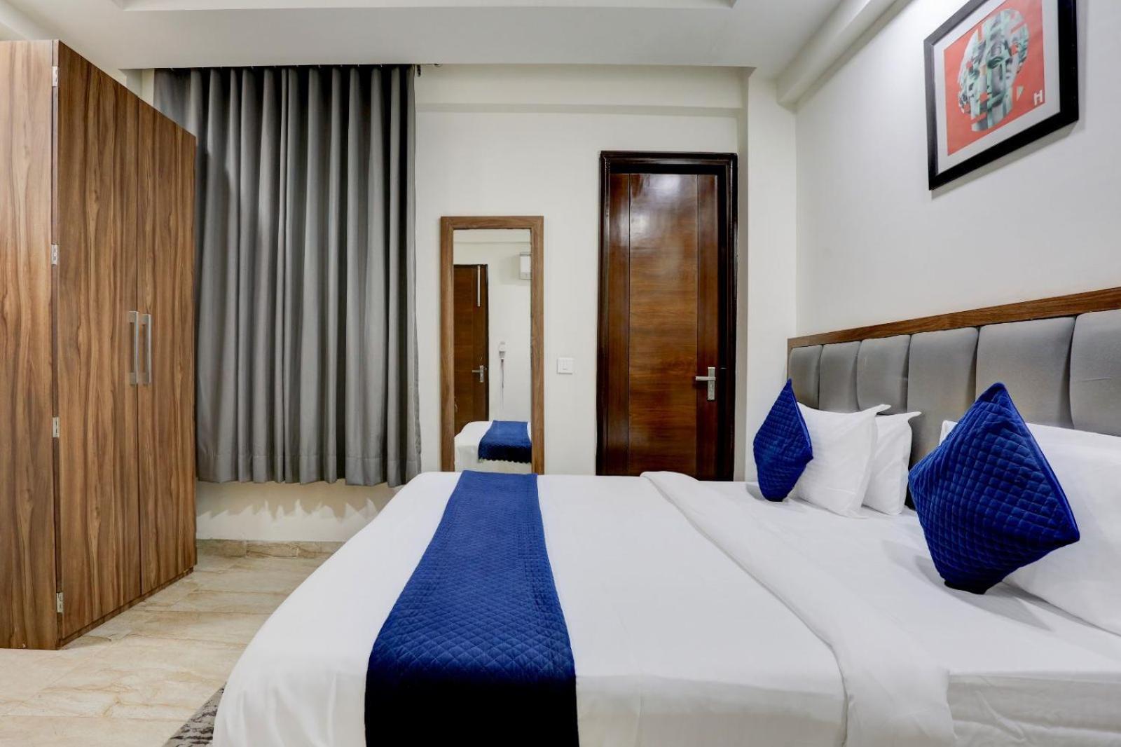 Hotel Greysky Medicity غورغاون المظهر الخارجي الصورة